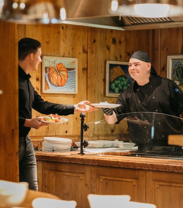 Warm service at the Hotel Alpine Palace