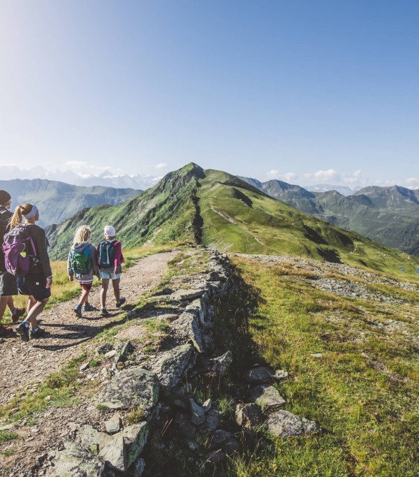 Diverse hiking holidays in Salzburg © saalbach.com, Mia Knoll