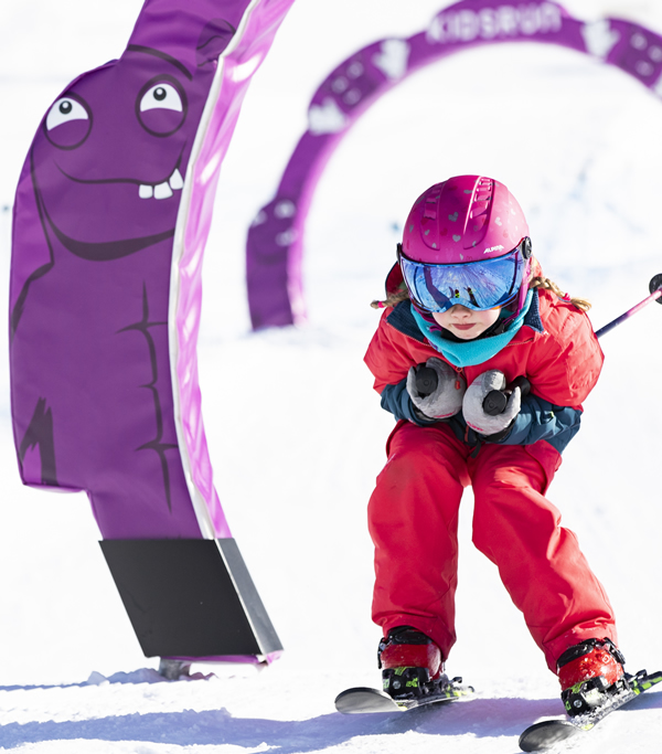 Skiing in the Family Park © saalbach.com, Patrick Steiner