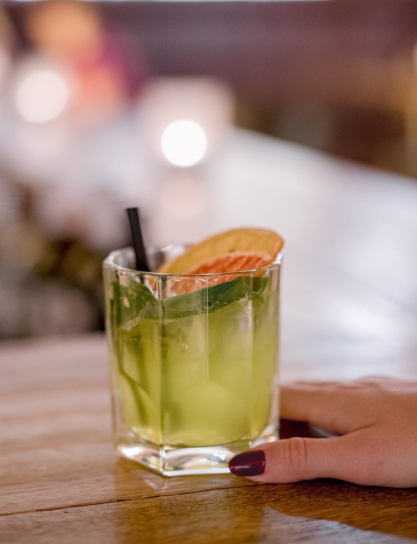 Woods Bar © shutterstock.com