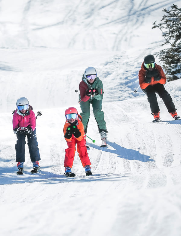 Kind auf der Skipiste © saalbach.com, Mirja Geh