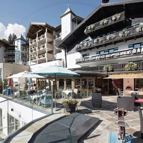 The hotel Alpine Palace in summer