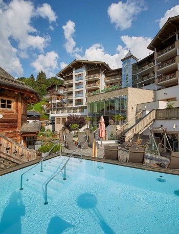 Hotel with pool in Saalbach Hinterglemm