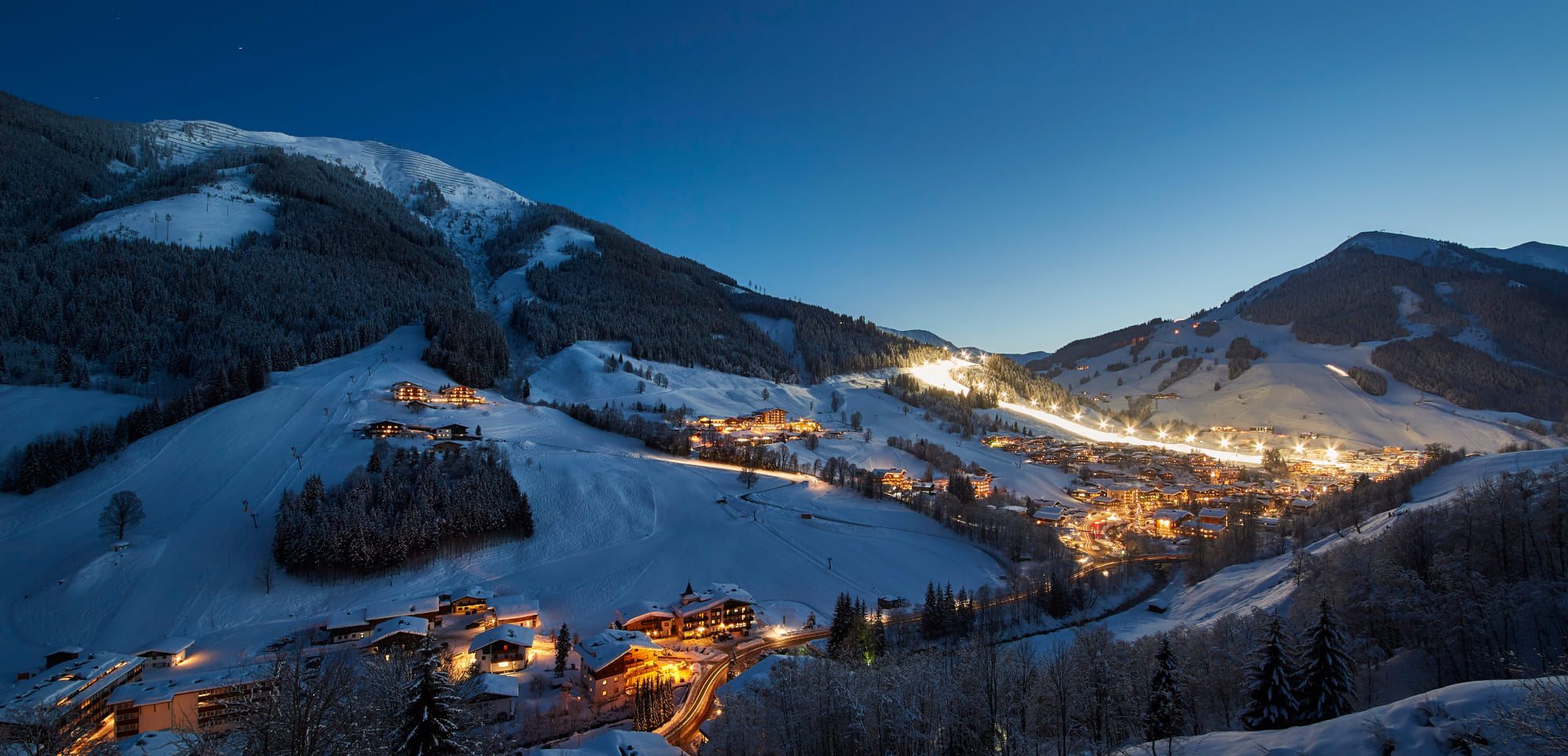 Saalbach-Hinterglemm bei Nacht © saalbach.com, Daniel Roos